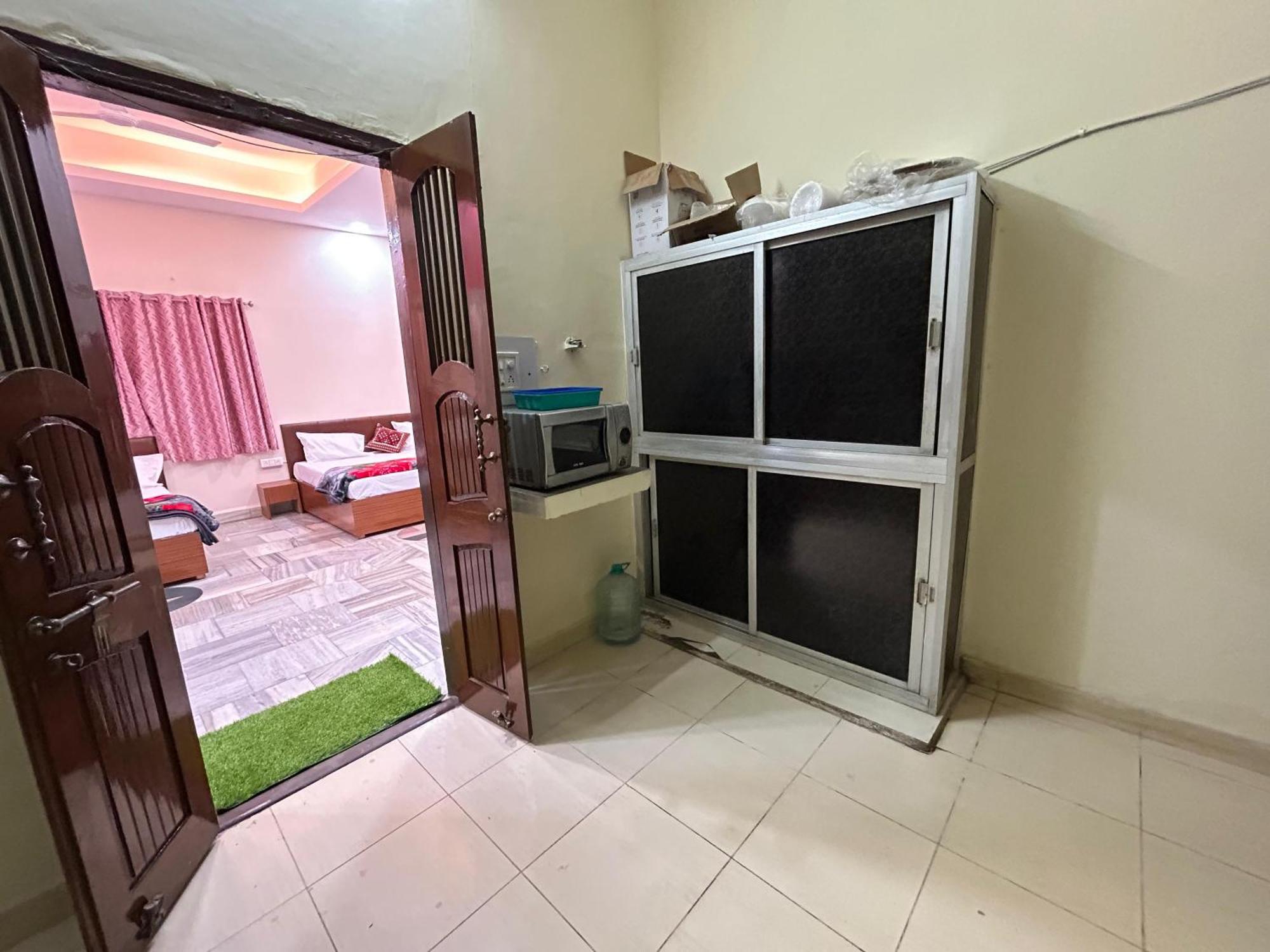 Aashirwad Residency Bed & Breakfast Ujjain Exterior photo