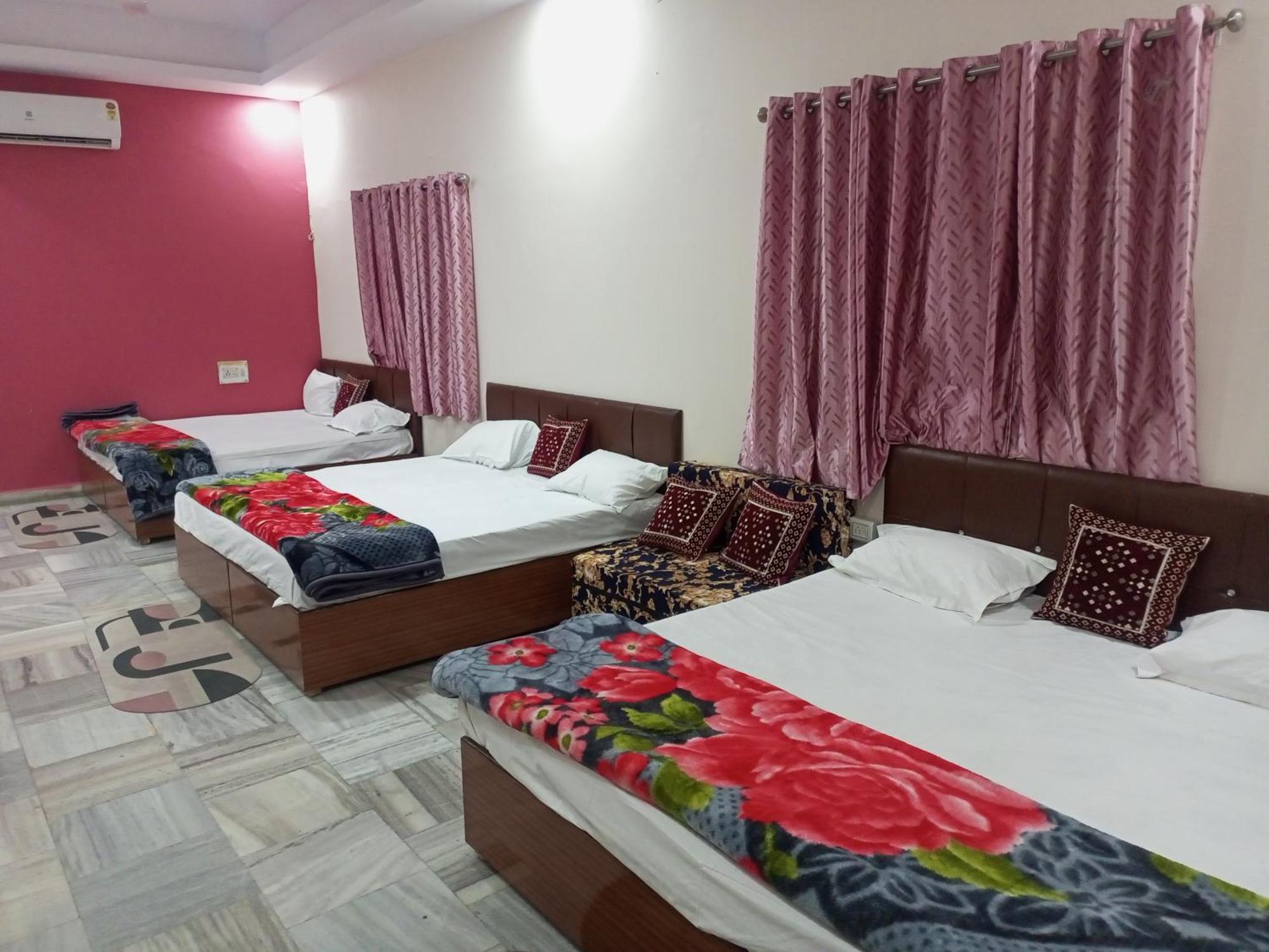Aashirwad Residency Bed & Breakfast Ujjain Exterior photo